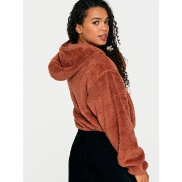 Sherpa Cinched Hooded Half-Zip Pullover - Picture 5 of 5